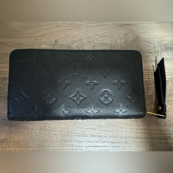 Louis Vuitton Zippy Wallet Monogram Empreinte leather embossed - Picture 2 of 9